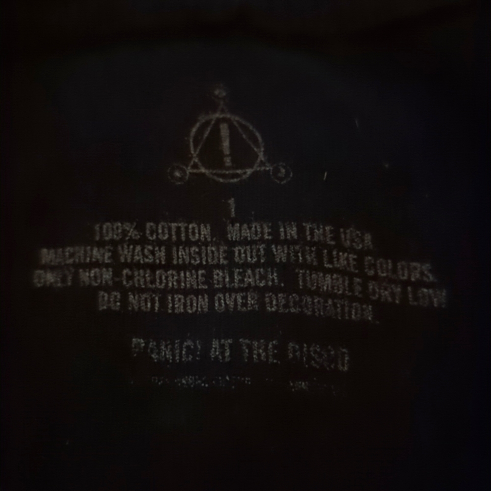 Shirt - Picture 3 of 3